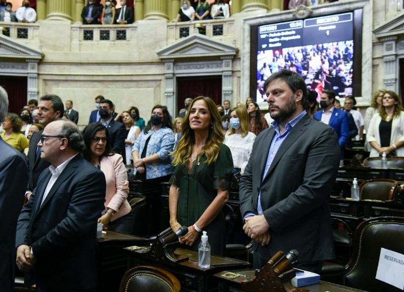 La diputada nacional Victoria Tolosa Paz se refirió al programa que presentará el Ejecutivo en el Congreso para refinanciar la deuda de 44.000 millones de dólares con el FMI que contrajo Mauricio Macri en 2018.