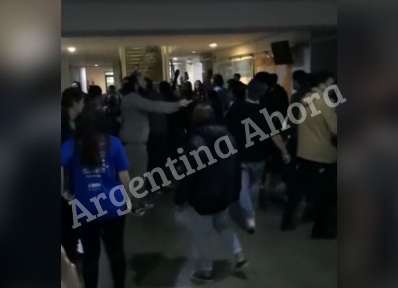 El video al que accedió Argentina Ahora se puede ver el momento de la disputa