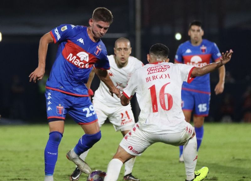 El equipo dirigido por Diego Martínez ganó 1 a 0 ante Huracán en Victoria, por la fecha 13 de la Liga Profesional.