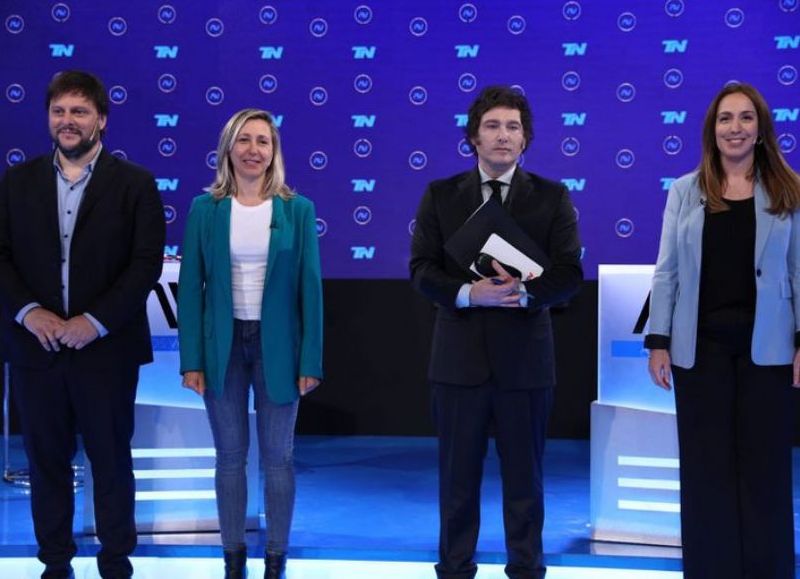 Los candidatos de la Ciudad, Leandro Santoro, Myriam Bregman, Javier Milei y María Eugenia Vidal.