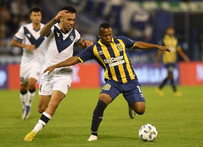 En el José Amalfitani, el Fortín se impuso por 1-0 en el final al Canalla con gol de Abiel Osorio para meterse transitoriamente entre los cuatro primeros de la Zona A.