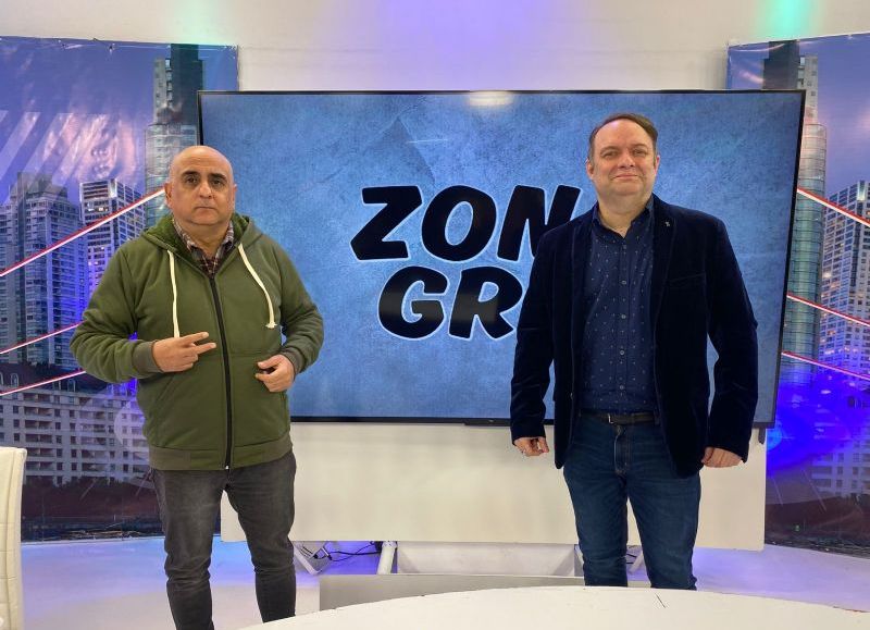Director de Multimedios NOVA, Mario Rubén Casalongue, junto al conductor Santiago Bermúdez.