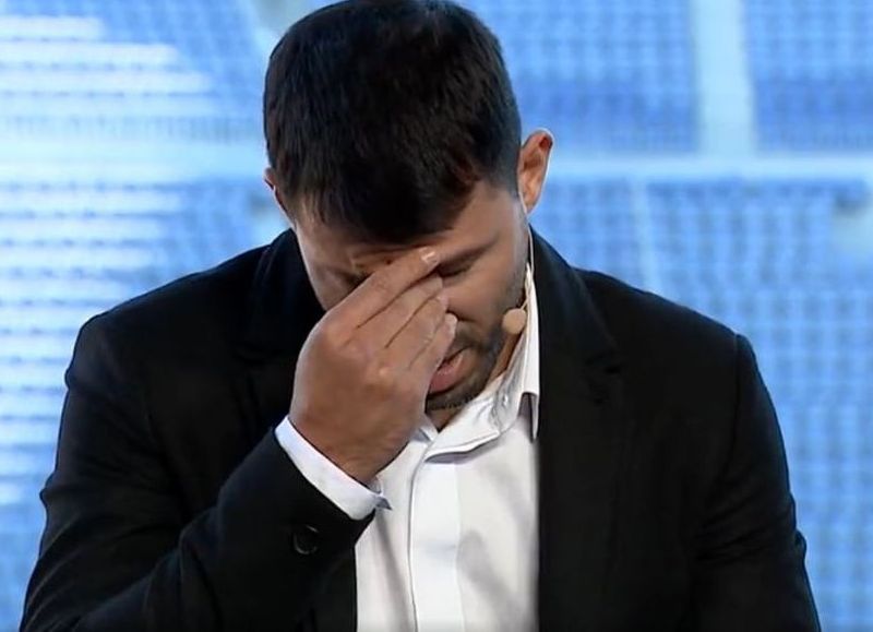 El argentino Sergio "Kun" Agüero, de 33 años, anunció este miércoles su retiro del fútbol.