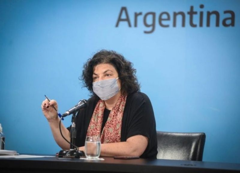 La ministra de Salud, Carla Vizzotti, anticipó que el pase sanitario que procura seguir incentivando la vacunación contra el coronavirus "va a estar seguramente la próxima semana".