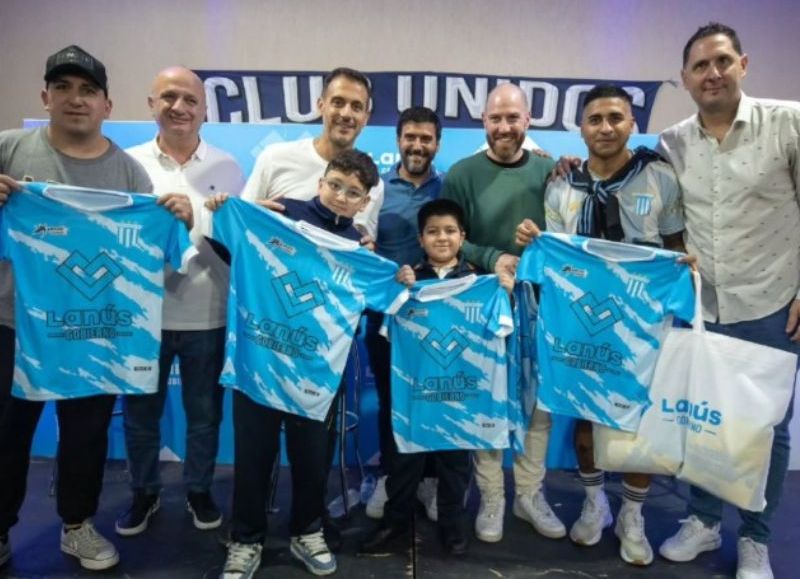 Actividad institucional realizada en Lanús.