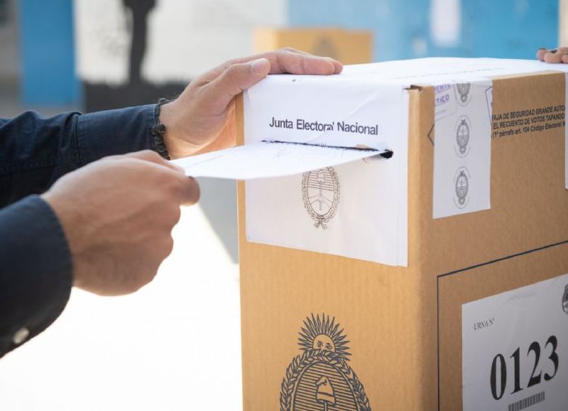 Las elecciones en el territorio bonaerense son toda una suspicacia, sumado a que no se sabe si se desdoblan.