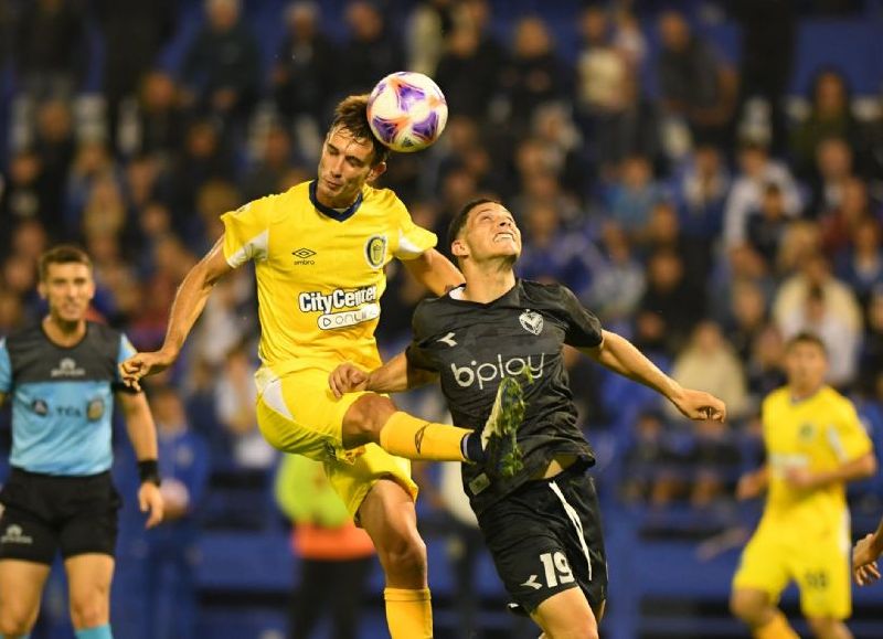 En Liniers, el Fortín de Ricardo Gareca sumó otro encuentro sin victorias y terminó 0-0 con el Canalla de Miguel Russo en un clima de disconformidad creciente. Martínez vio la roja entre los rosarinos.