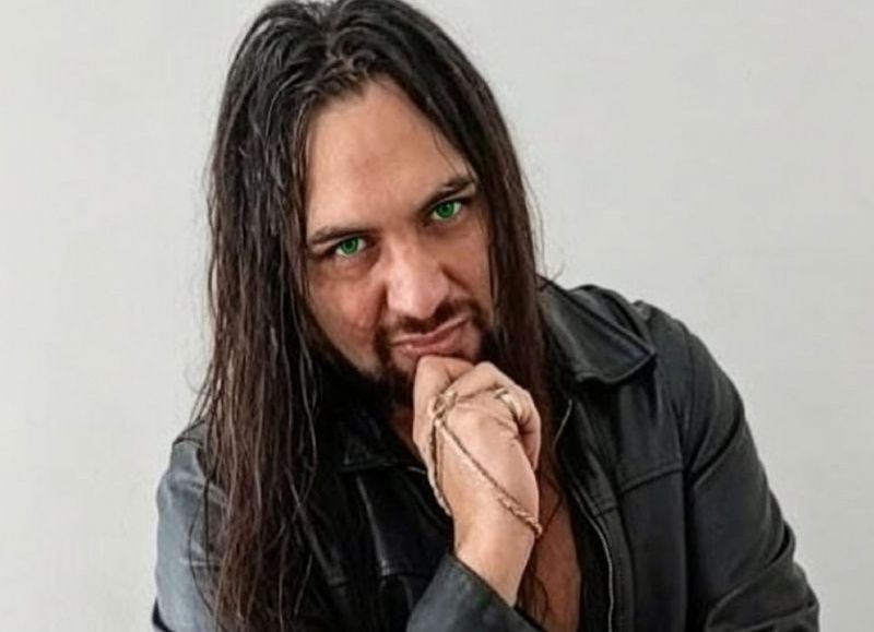 VIDEO | La nueva versión de "La Villerita" ya suena en plataformas y "El Búfalo" confirmó dos grandes shows