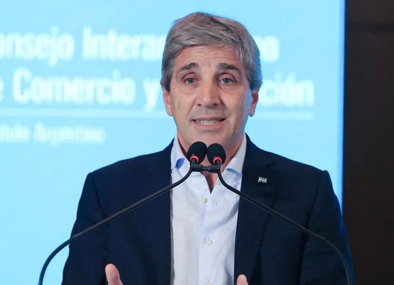Una imagen editada en exceso de la reunión entre la Directora Gerente del FMI y el ministro de Economía en el G-20 desata una ola de memes y bromas en redes sociales.






