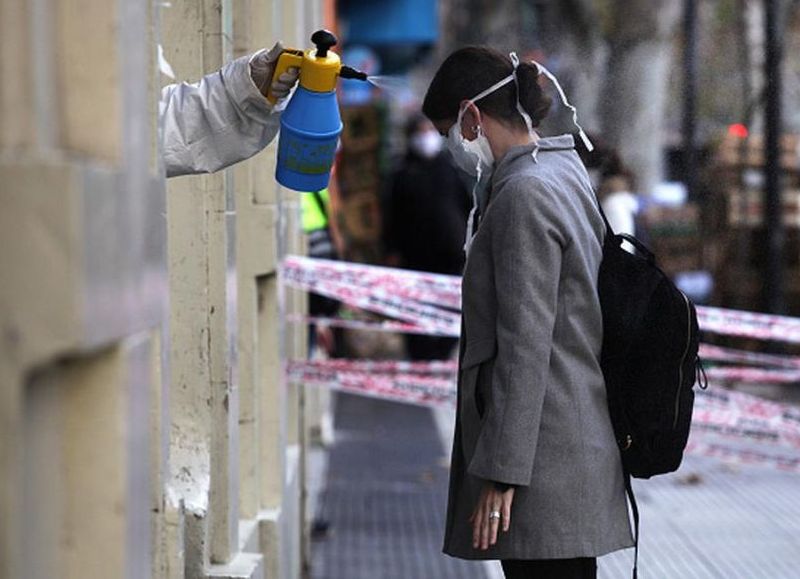 Casi el 2 por ciento de los infectados murieron en el país a causa del virus.