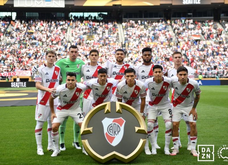 Con goles de Esposito y Bastoni, el equipo italiano dominó el segundo tiempo y dejó al Millonario sin chances de avanzar a octavos.
