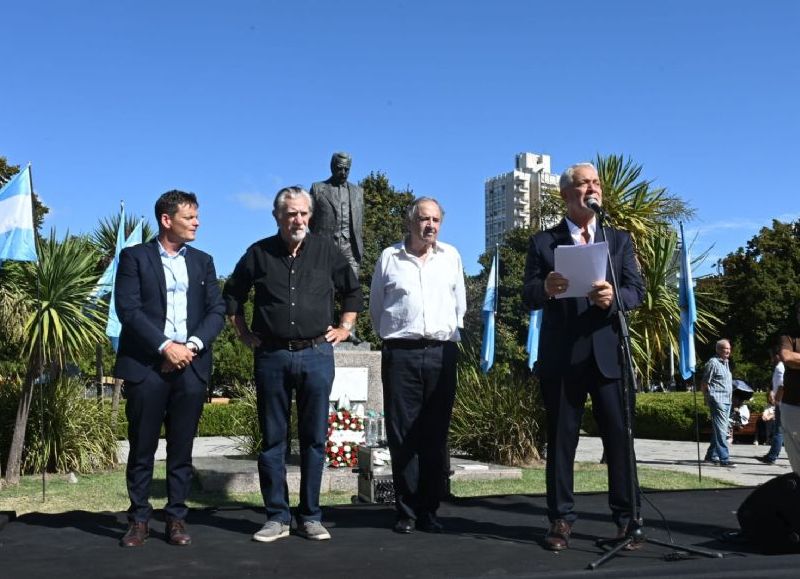 La Plata: emotivo discurso de Federico Storani en el homenaje a Raúl Alfonsín