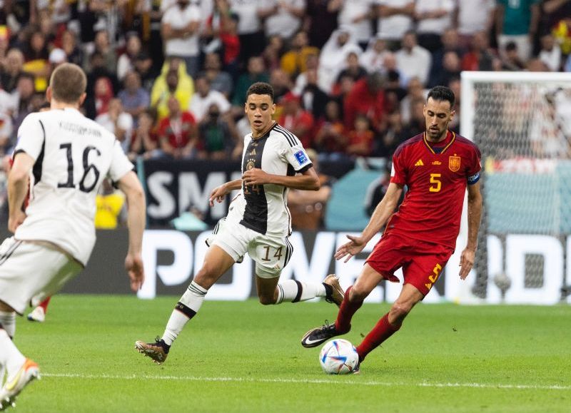 España igualó 1-1 ante Alemania por la Copa del Mundo de la FIFA, en un duelo correspondiente a la fecha 2 del Grupo E.