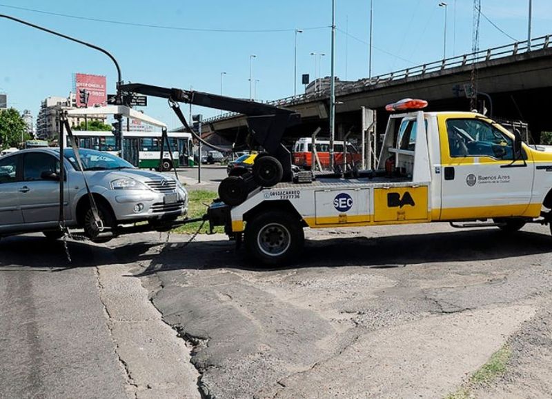 El Gobierno porteño anunció este martes que tomará el control del sistema de acarreo de vehículos mal estacionados en la Ciudad de Buenos Aires.