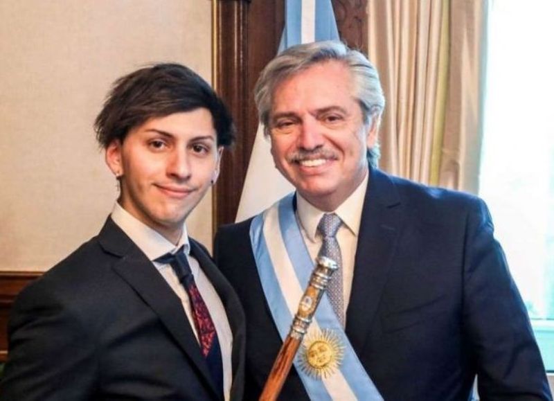 Tani Fernández Luchetti​​ junto a su padre, Alberto Fernández.