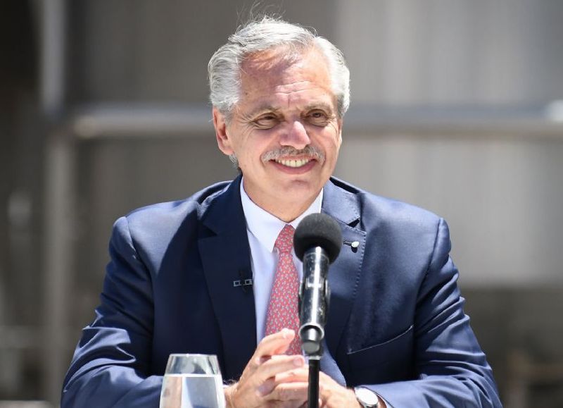 Alberto Fernández mantiene firme su candidatura presidencial.