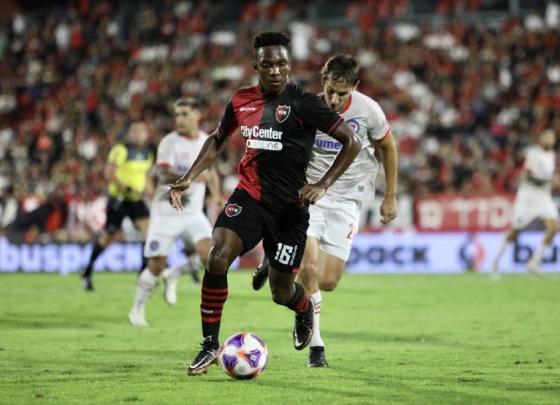 La Lepra y el Bicho igualaron por 0-0 en el Coloso Marcelo Bielsa de Rosario, por la fecha 14 del campeonato local.