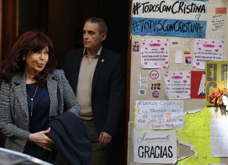 La vicepresidenta Cristina Fernández de Kirchner compartió en sus redes sociales una entrevista al ministro de la Corte Suprema de Santa Fe Daniel Erbetta.