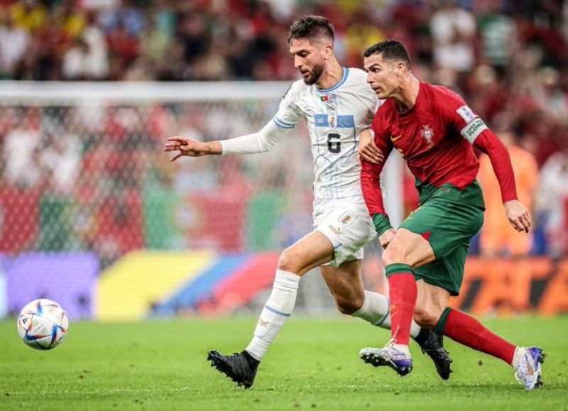 Con gol de Bruno Fernandes, el seleccionado luso venció 1-0 a La Celeste, por la fecha dos del Grupo H de la Copa del Mundo de la FIFA, y complicó a los uruguayos.