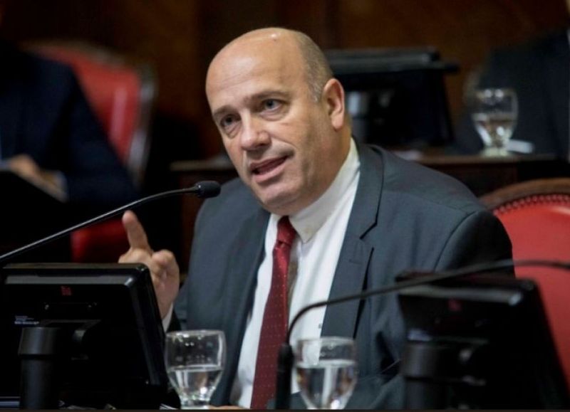 “¿Qué vemos en la provincia de Buenos Aires?”, se preguntó el senador Andrés De Leo, de Juntos, quien en 2019 ingresó un proyecto de Ley que define la presentación obligatoria de la huella de carbono.