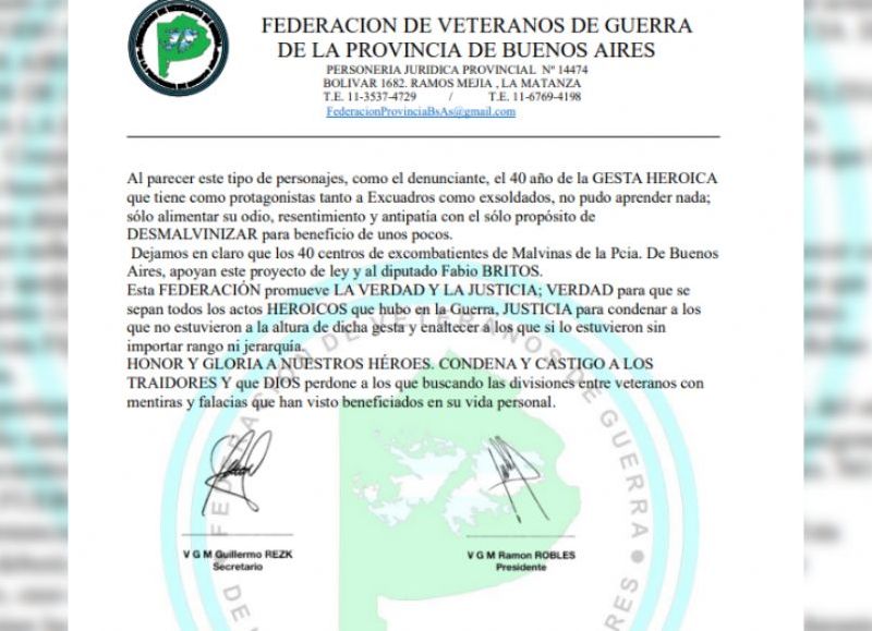 El comunicado firmado por el presidente Ramón Robles y el secretario Guillermo Rezk.
