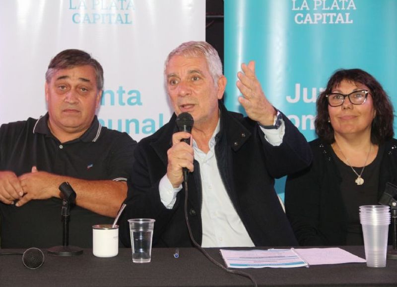 El intendente anunció mejoras viales, nueva iluminación y remodelaciones como parte del plan que avanza en todo el partido.