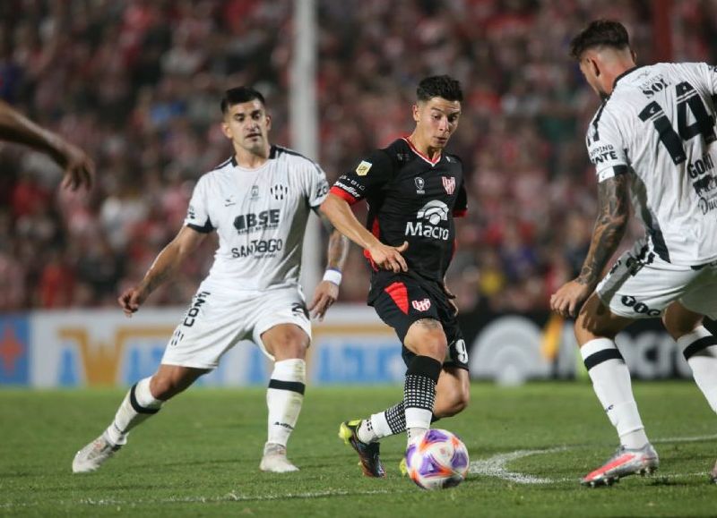 La Gloria cayó 0-2 ante el Ferroviario por la fecha 14 de la LPF 2023 en condición de local. Los goles fueron de Lucas Gamba y Lucas Besozzi.