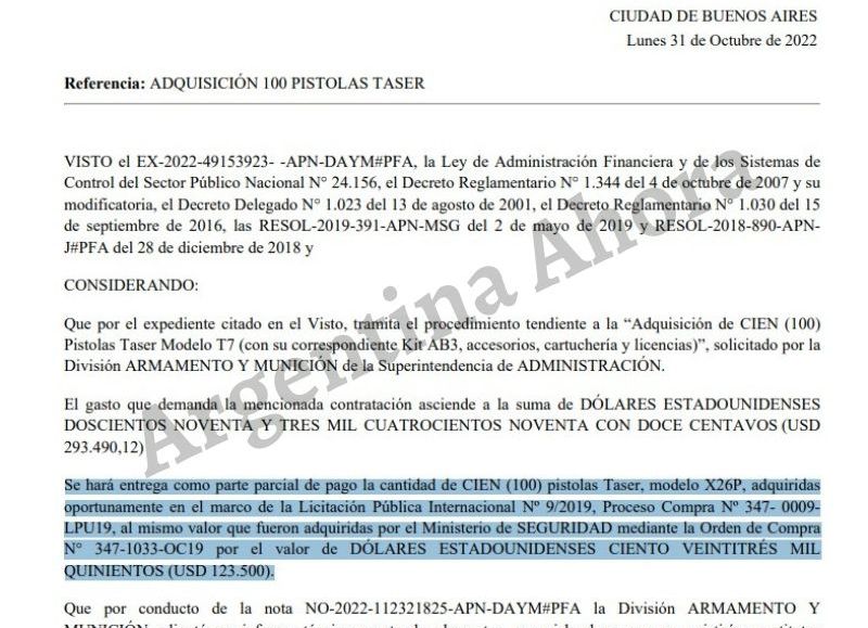 El pliego de la compra directa para la adquisición de 100 Taser.