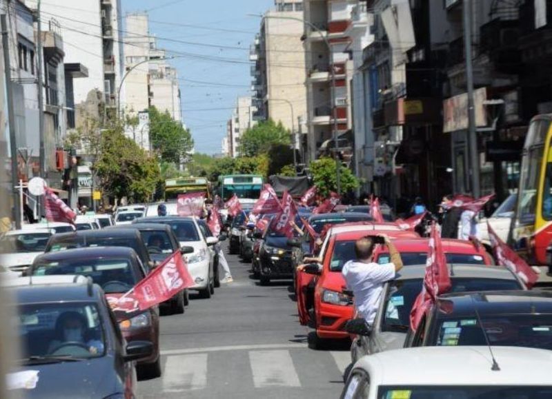 La Asociación Sindical de Profesionales de la Salud de la Provincia de Buenos Aires (CICOP) decidirá este viernes en un Congreso Provincial de Delegados si acepta la última propuesta paritaria de la Ley 10.471 o si la rechaza.