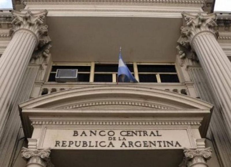 En 2022, el Banco Central subió tres veces las tasas de referencia. En enero la llevó del 38 por ciento al 40 por ciento, a mediados de febrero al 42,5 por ciento y en marzo, al 44,5 por ciento.