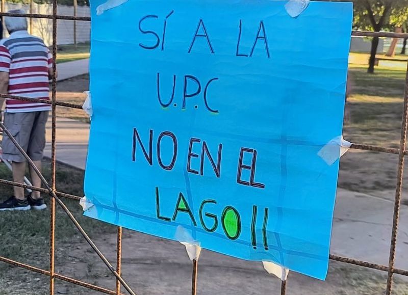 Cartelería que acercaron.