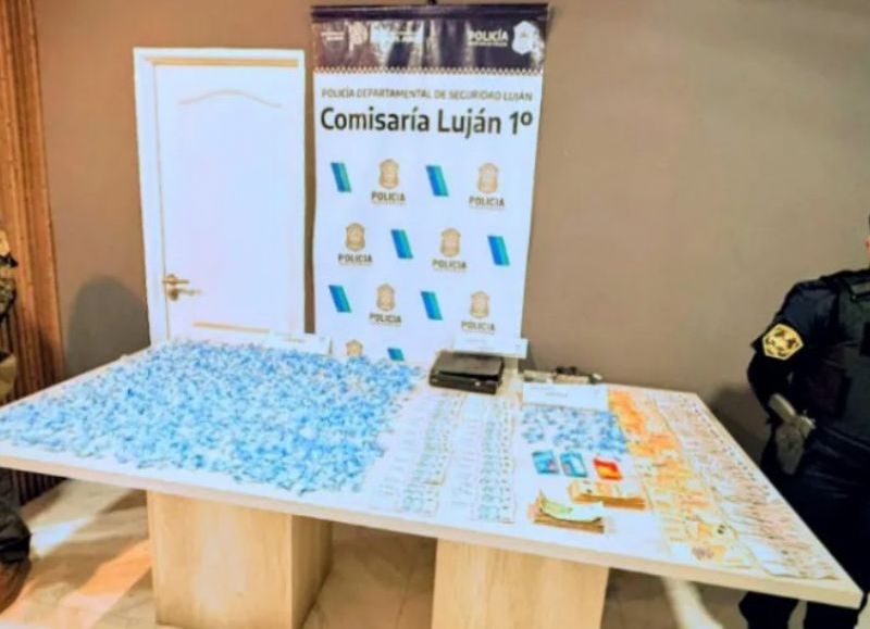 Violento episodio entre vecinos terminó con allanamiento y secuestro de droga preparada para venta en Luján