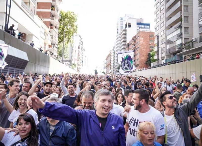 Máximo Kirchner levantó la bandera y volvió a agrietar al Frante de Todos.