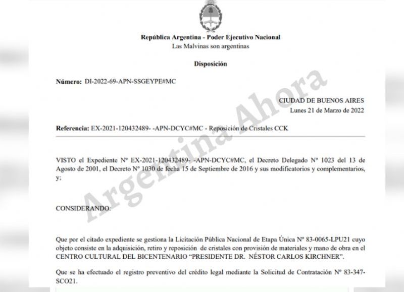 La aprobación del llamado a licitación EX-2021-120432489.