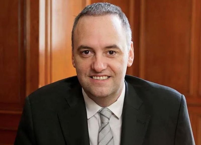 Adorni en la mira: investigan un departamento bajo sospecha y crecen las dudas sobre su patrimonio