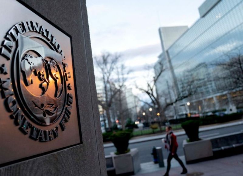 El proyecto de ley aprobado por el Senado que crea un Fondo Nacional para la Cancelación de la Deuda con el Fondo Monetario Internacional (FMI) con dinero fugado al exterior.