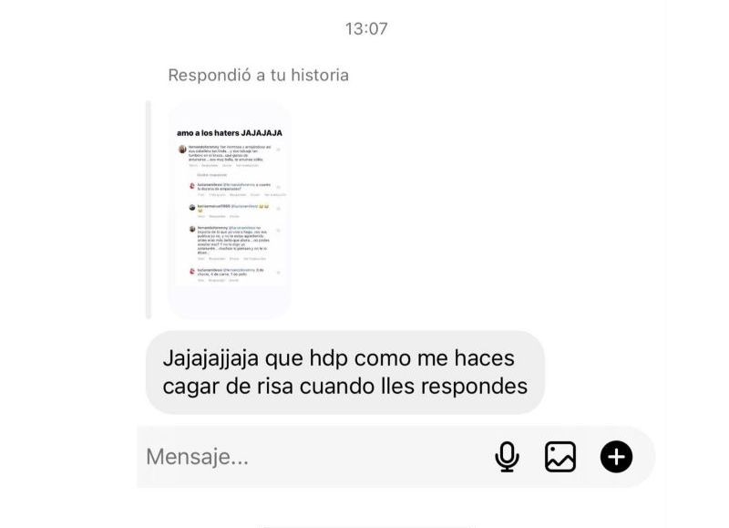 Respuestas de seguidores en las redes sociales.